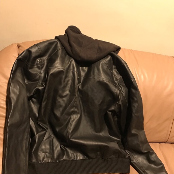 Guess Leather Black Bomber Jacket Size XXL - Picture 3 of 5